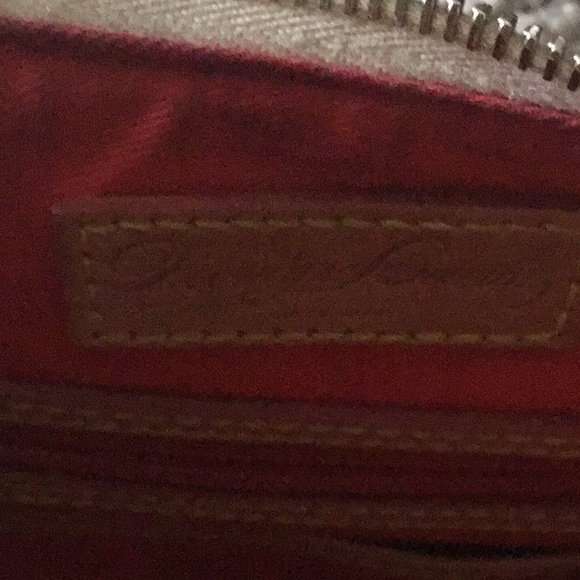 Dooney Bourke purse - Picture 4 of 6